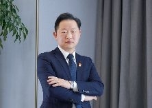監(jiān)事：沈國(guó)明